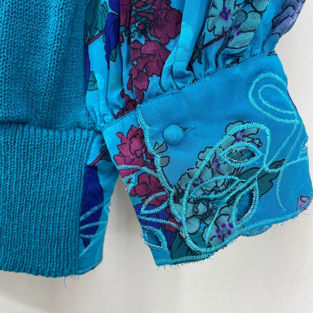 Umi Collections Anne Crimmins Size L Blouse Vintage Top Blue Floral Embroidered